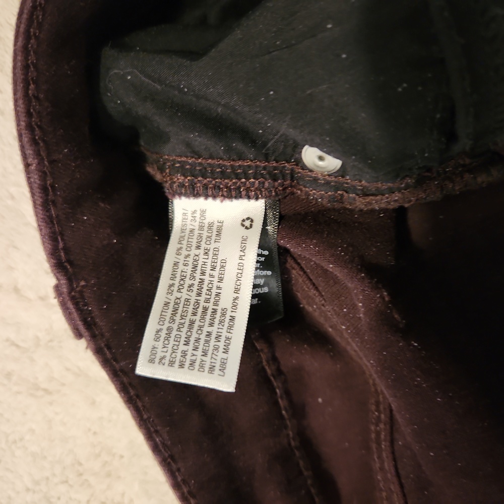 Jeans - Picture 7 of 7